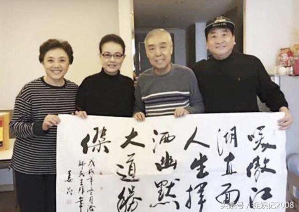 姜昆最新动态，小巷中的意外发现